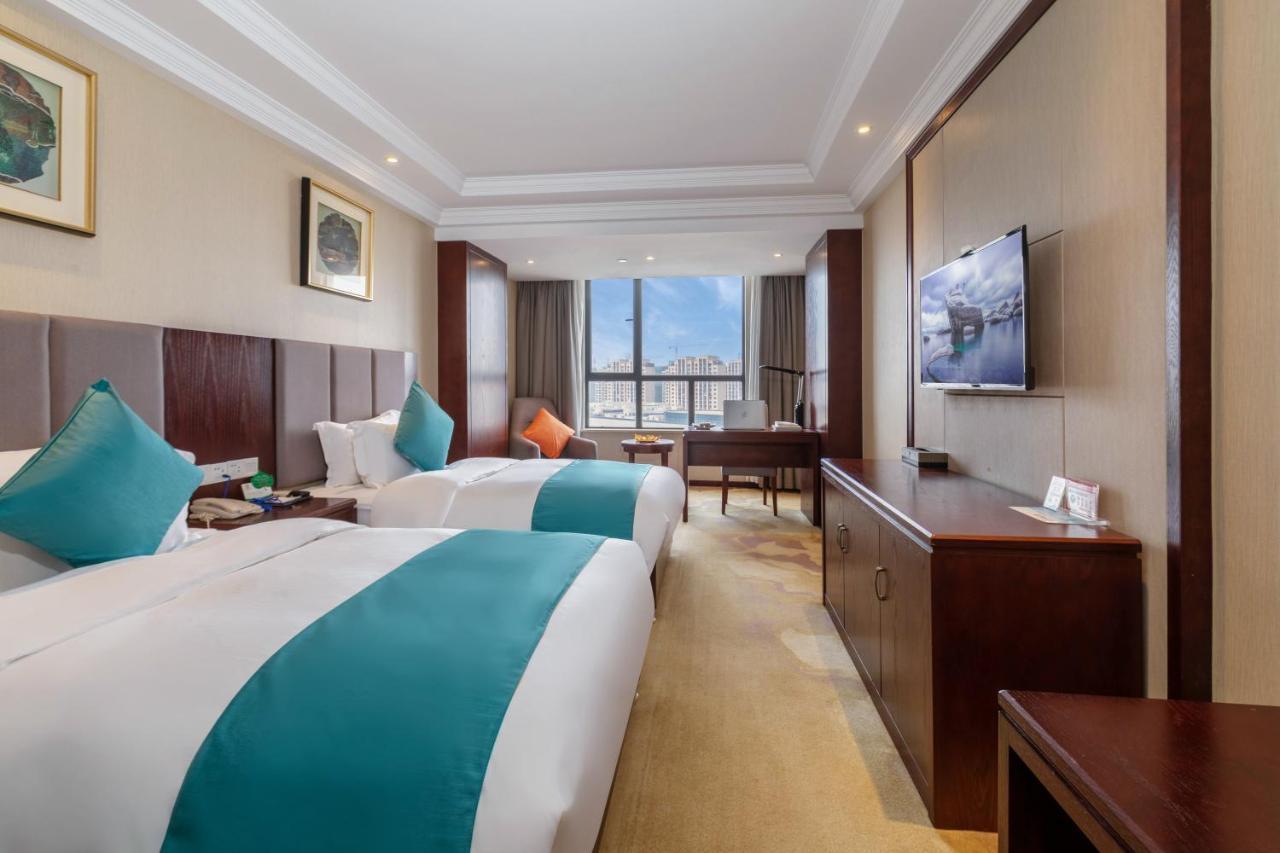 Huzhou Wealth Hotel Buitenkant foto