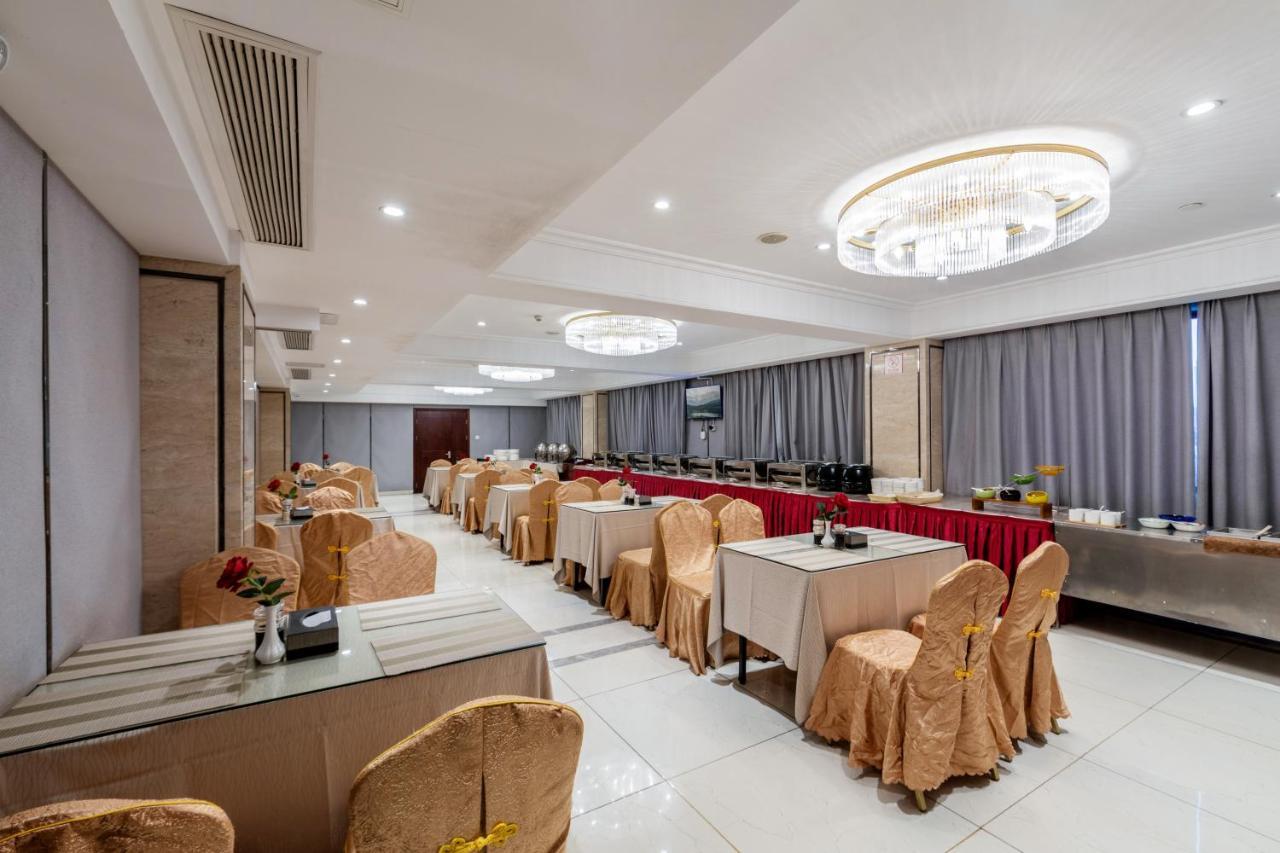 Huzhou Wealth Hotel Buitenkant foto