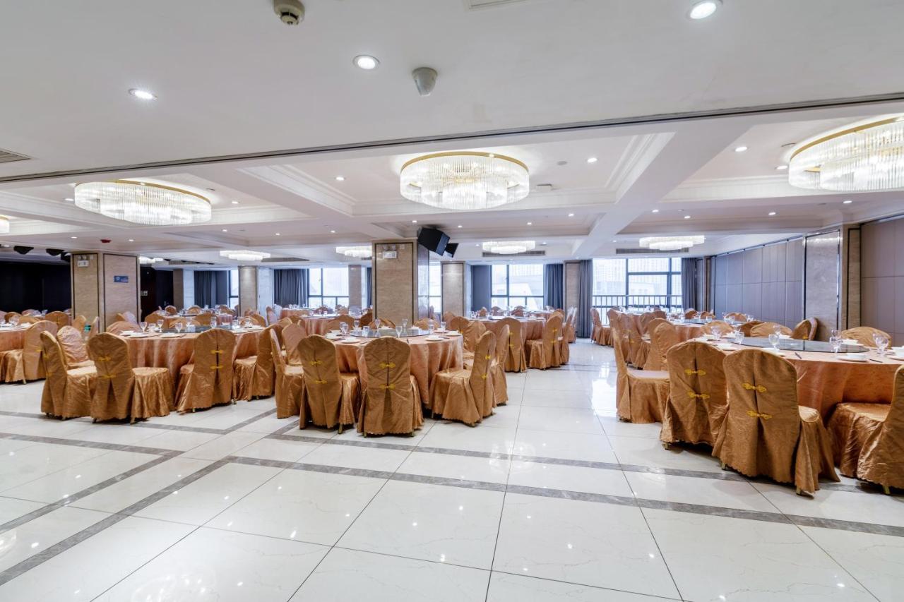 Huzhou Wealth Hotel Buitenkant foto