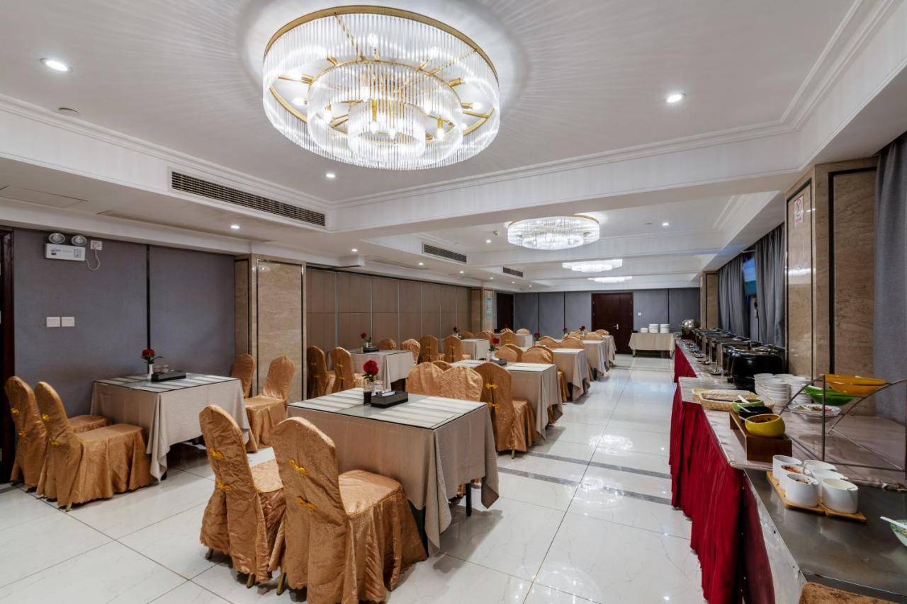 Huzhou Wealth Hotel Buitenkant foto
